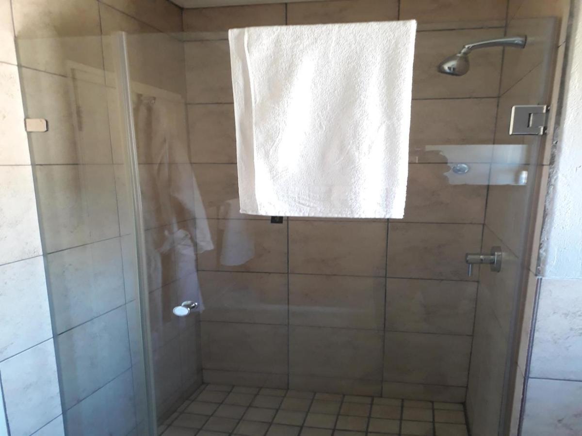 Fatmols Guest Lodge Johannesburg Dış mekan fotoğraf