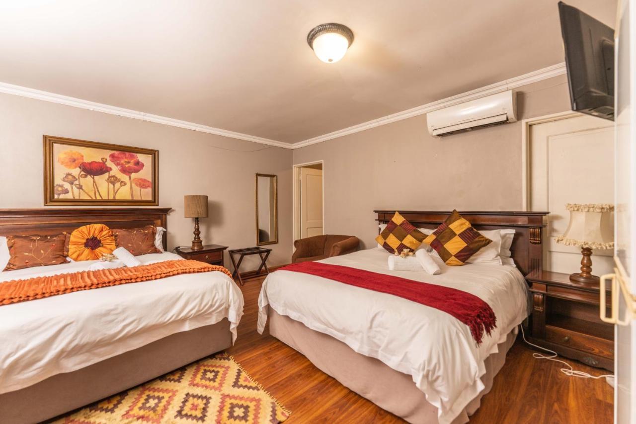 Fatmols Guest Lodge Johannesburg Dış mekan fotoğraf