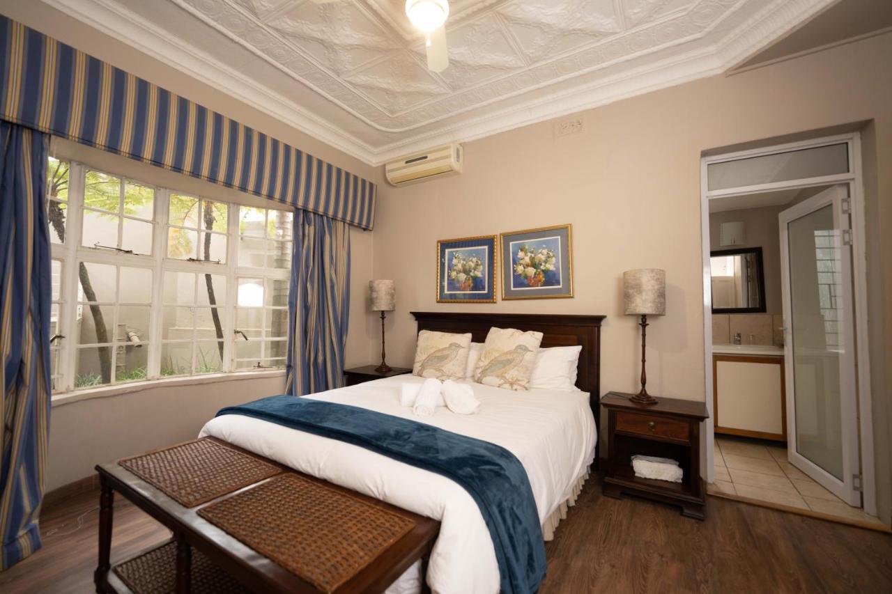 Fatmols Guest Lodge Johannesburg Dış mekan fotoğraf